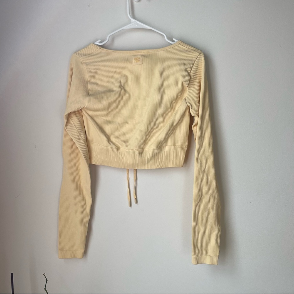 Bo + Tee Ribbed Long Sleeve Active Crop Top - Picture 5 of 7
